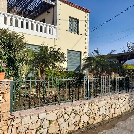Villa Koules *